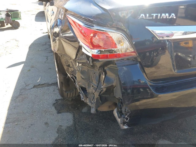 Nissan Altima 2.5 S 2015 1N4AL3AP3FC416632 Image 12