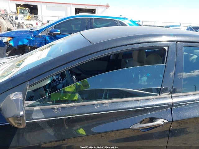 Продажа на аукционе авто 2014 Hyundai Elantra Se, vin: 5NPDH4AE4EH471686, номер лота: 46299443