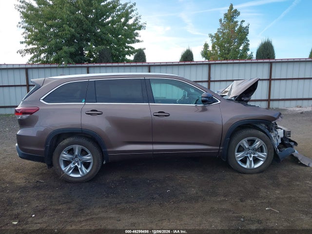 Toyota Highlander Limited 2019 5TDDZRFH6KS989950 Image 14
