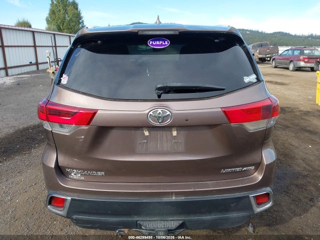 Toyota Highlander Limited 2019 5TDDZRFH6KS989950 Image 17