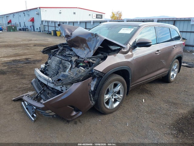 Toyota Highlander Limited 2019 5TDDZRFH6KS989950 Image 2