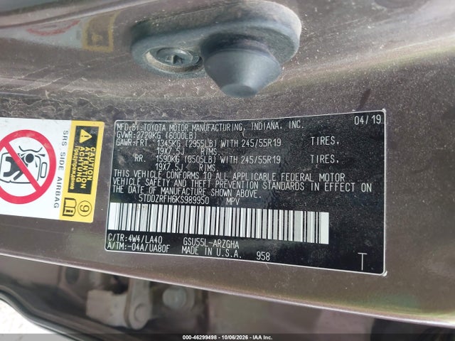 Toyota Highlander Limited 2019 5TDDZRFH6KS989950 Image 9