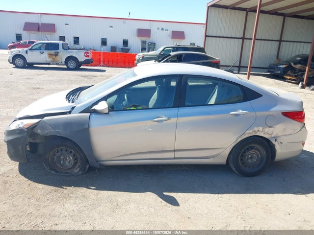 2017 Hyundai Accent Se მანქანა იყიდება აუქციონზე, vin: KMHCT4AE5HU315849, აუქციონის ნომერი: 46299584