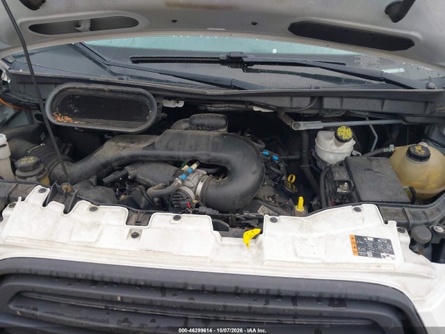 Ford Transit-150 2018 1FTYE1ZM8JKA60954 Image 10