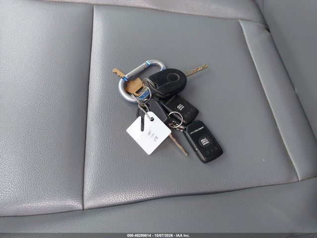 Ford Transit-150 2018 1FTYE1ZM8JKA60954 Image 11