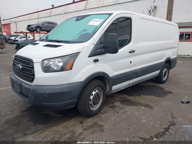Ford Transit-150 2018 1FTYE1ZM8JKA60954 Image 2