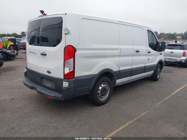Ford Transit-150 2018 1FTYE1ZM8JKA60954 Image 4