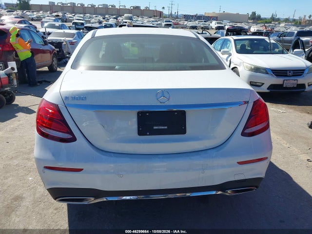 WDDZF4JB7HA080650 Mercedes-Benz E 300