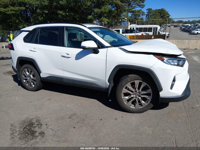 46299703 :رقم المزاد ، 2T3A1RFV6KC059045 vin ، 2019 Toyota Rav4 Xle Premium مزاد بيع