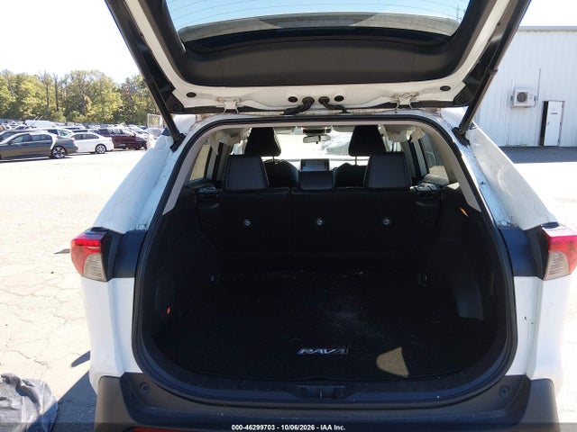 46299703 :رقم المزاد ، 2T3A1RFV6KC059045 vin ، 2019 Toyota Rav4 Xle Premium مزاد بيع