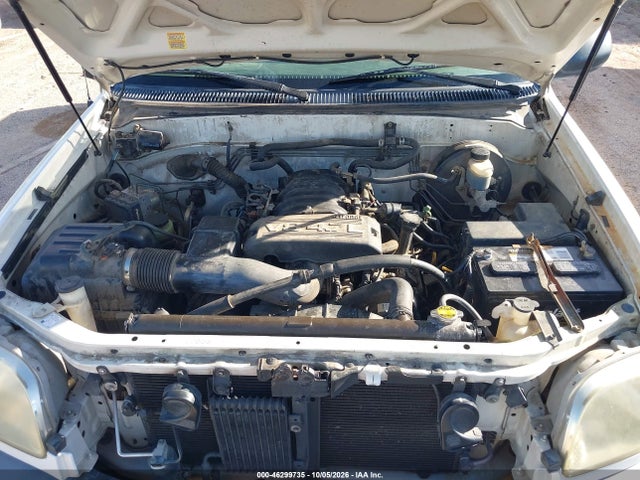 46299735 :رقم المزاد ، 5TBJT32185S463326 vin ، 2005 Toyota Tundra Base V8 مزاد بيع