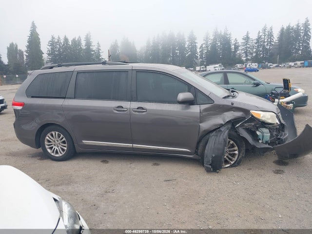 2011 Toyota Sienna Xle V6 მანქანა იყიდება აუქციონზე, vin: 5TDYK3DC2BS159153, აუქციონის ნომერი: 46299739