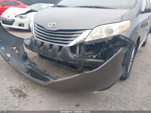 2011 Toyota Sienna Xle V6 მანქანა იყიდება აუქციონზე, vin: 5TDYK3DC2BS159153, აუქციონის ნომერი: 46299739
