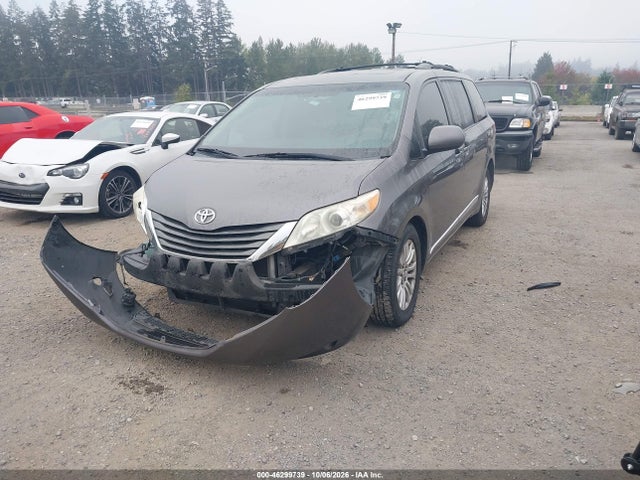2011 Toyota Sienna Xle V6 მანქანა იყიდება აუქციონზე, vin: 5TDYK3DC2BS159153, აუქციონის ნომერი: 46299739