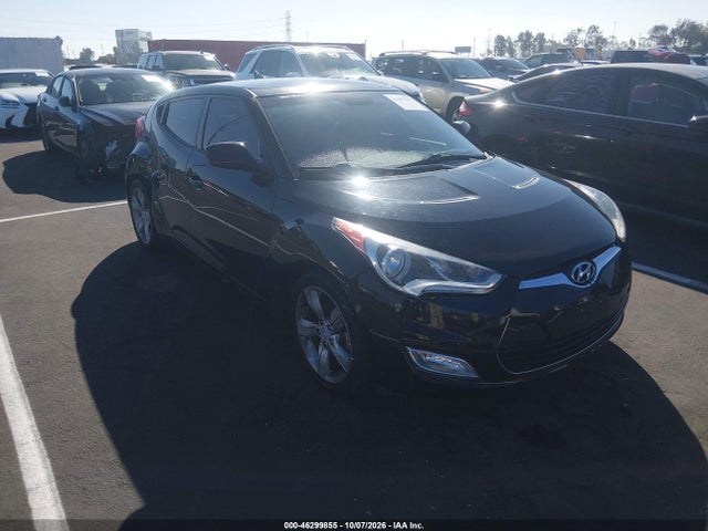 Aukcja sprzedaży 2014 Hyundai Veloster Base W/red, vin: KMHTC6AD8EU190795, numer aukcji: 46299855