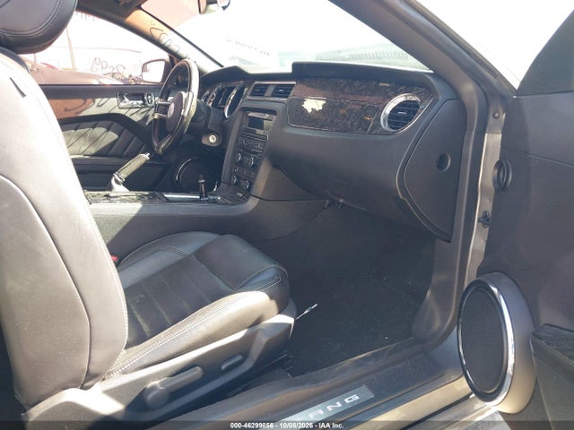 Продажа на аукционе авто 2013 Ford Mustang Gt Premium, vin: 1ZVBP8CF0D5217962, номер лота: 46299856