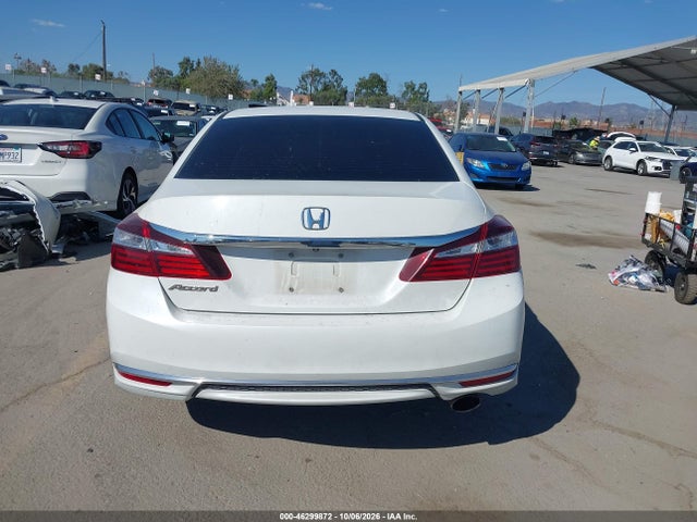 Honda ACCORD LX 2017 1HGCR2F33HA164981 Image 16