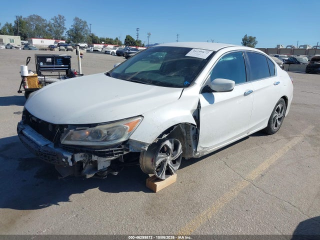 Honda ACCORD LX 2017 1HGCR2F33HA164981 Image 2