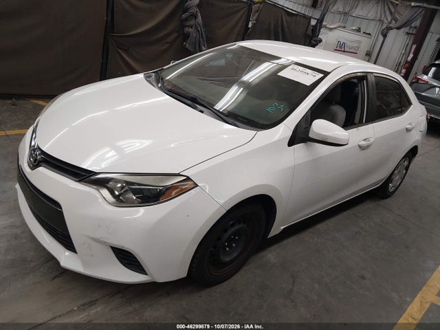 Toyota COROLLA LE 2015 2T1BURHE8FC465187 Image 2