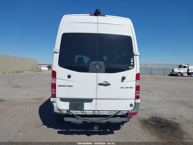 Mercedes-Benz Sprinter 2500 Normal Roof 2016 8BRPE7CD8GE126030 Image 17