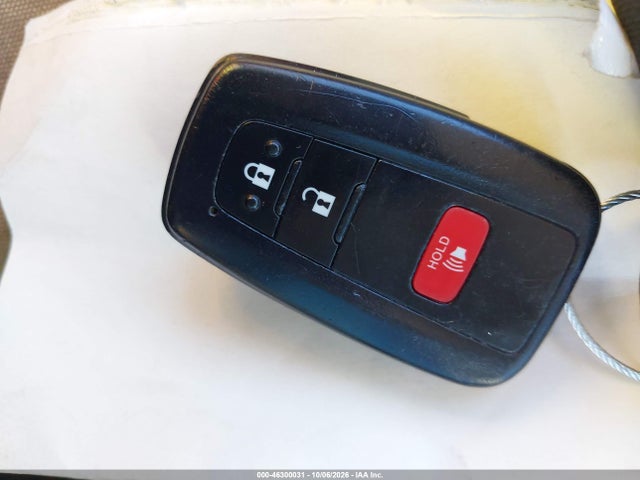 JTDKAMFU4M3128639 Toyota Prius L Eco