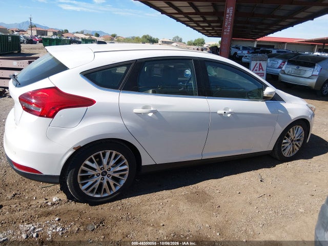 Ford Focus Titanium 2017 1FADP3N26HL230277 Image 13