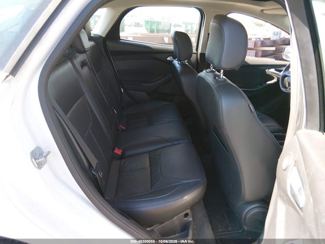 Ford Focus Titanium 2017 1FADP3N26HL230277 Image 8
