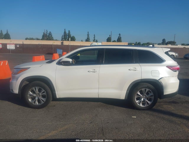 2015 Toyota Highlander Xle V6 მანქანა იყიდება აუქციონზე, vin: 5TDKKRFH4FS074659, აუქციონის ნომერი: 46300065