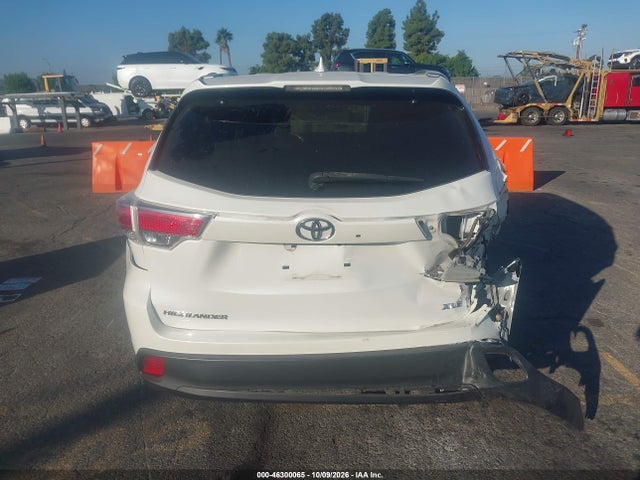 2015 Toyota Highlander Xle V6 მანქანა იყიდება აუქციონზე, vin: 5TDKKRFH4FS074659, აუქციონის ნომერი: 46300065
