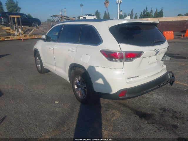 2015 Toyota Highlander Xle V6 მანქანა იყიდება აუქციონზე, vin: 5TDKKRFH4FS074659, აუქციონის ნომერი: 46300065