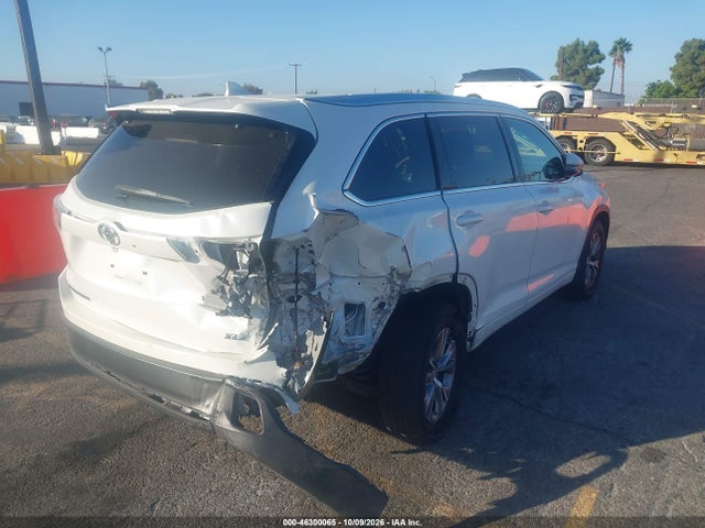 2015 Toyota Highlander Xle V6 მანქანა იყიდება აუქციონზე, vin: 5TDKKRFH4FS074659, აუქციონის ნომერი: 46300065