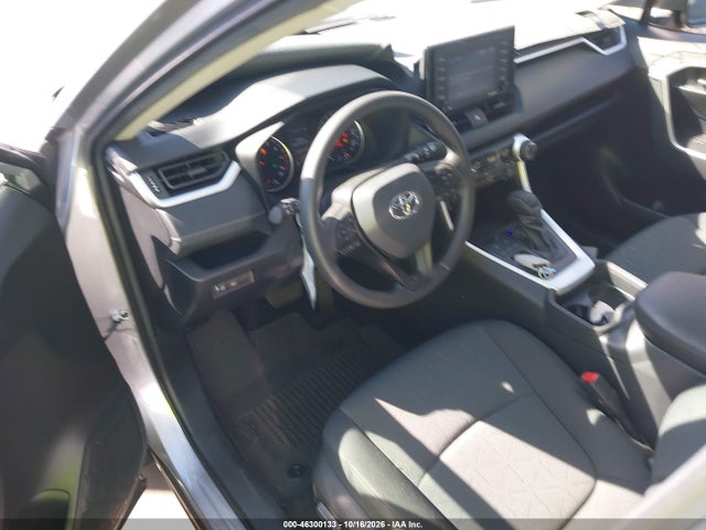 2T3W1RFV4MC152493 Toyota Rav4 Xle