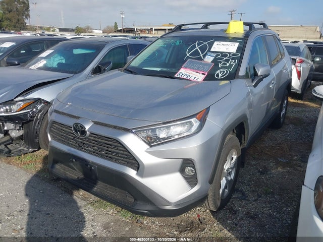 2T3W1RFV4MC152493 Toyota Rav4 Xle