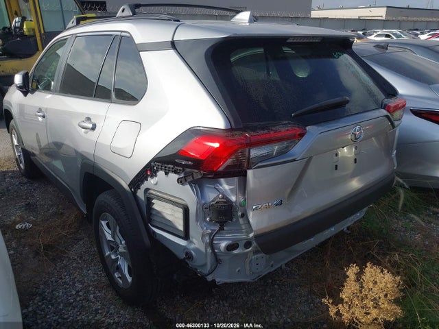 2T3W1RFV4MC152493 Toyota Rav4 Xle