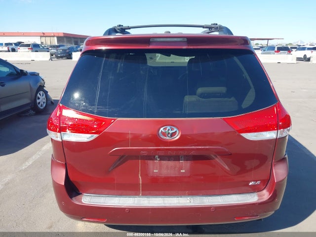 46300155 :رقم المزاد ، 5TDYK3DC3ES509622 vin ، 2014 Toyota Sienna Xle V6 8 Passenger مزاد بيع