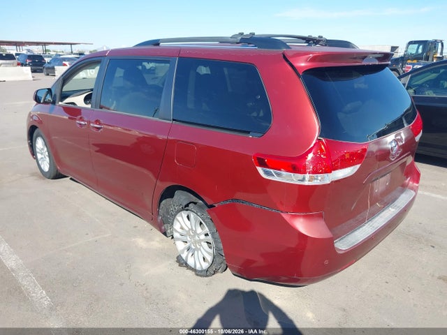 46300155 :رقم المزاد ، 5TDYK3DC3ES509622 vin ، 2014 Toyota Sienna Xle V6 8 Passenger مزاد بيع