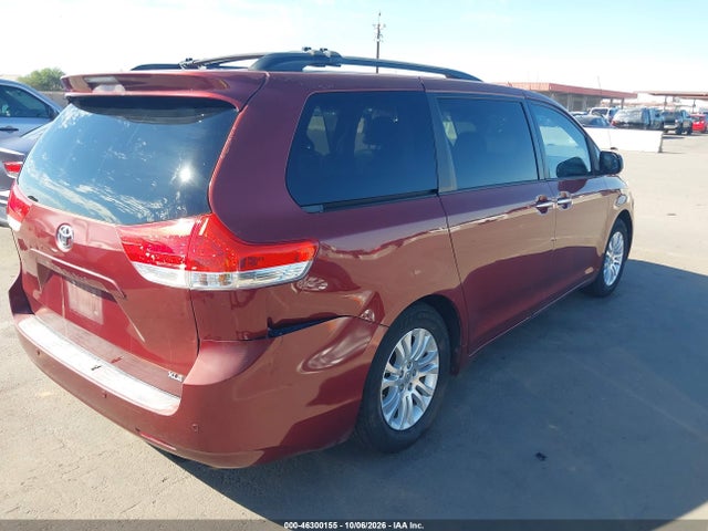 46300155 :رقم المزاد ، 5TDYK3DC3ES509622 vin ، 2014 Toyota Sienna Xle V6 8 Passenger مزاد بيع