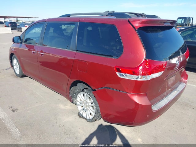 46300155 :رقم المزاد ، 5TDYK3DC3ES509622 vin ، 2014 Toyota Sienna Xle V6 8 Passenger مزاد بيع