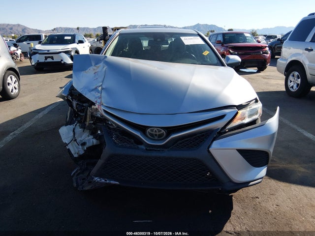 4T1B11HK6JU522364 Toyota CAMRY SE