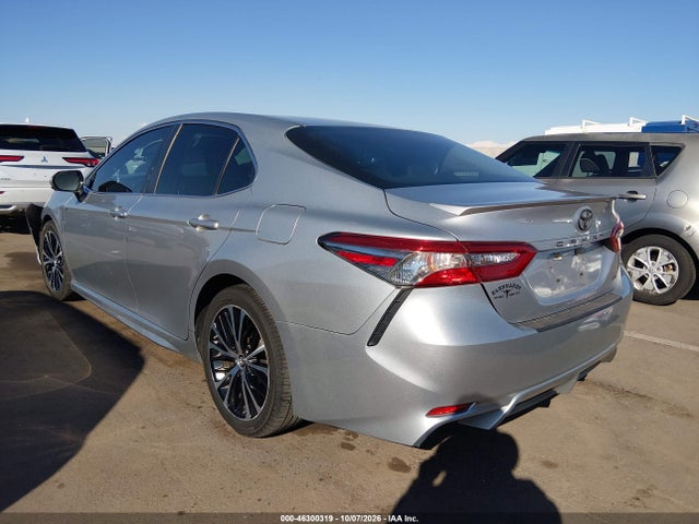 4T1B11HK6JU522364 Toyota CAMRY SE