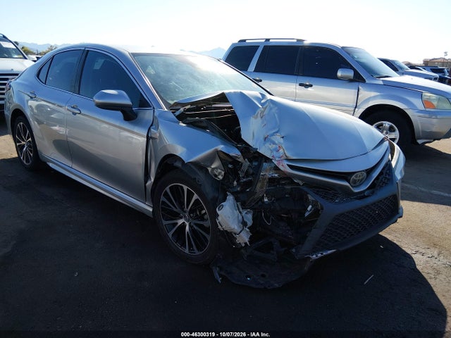 4T1B11HK6JU522364 Toyota CAMRY SE