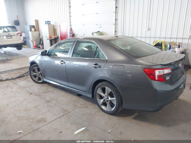 2014 Toyota Camry Se V6 მანქანა იყიდება აუქციონზე, vin: 4T1BK1FK0EU540414, აუქციონის ნომერი: 46300361