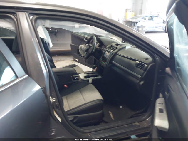 2014 Toyota Camry Se V6 მანქანა იყიდება აუქციონზე, vin: 4T1BK1FK0EU540414, აუქციონის ნომერი: 46300361