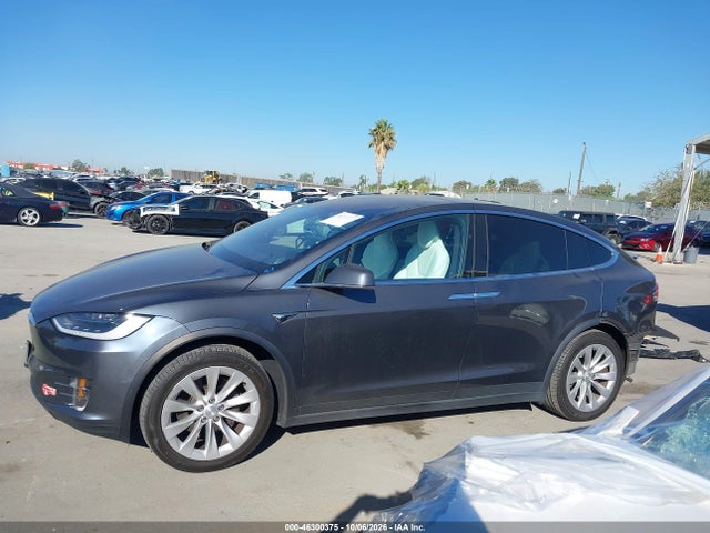 Tesla Model X 100d/75d/90d 2017 5YJXCBE29HF078382 Image 15
