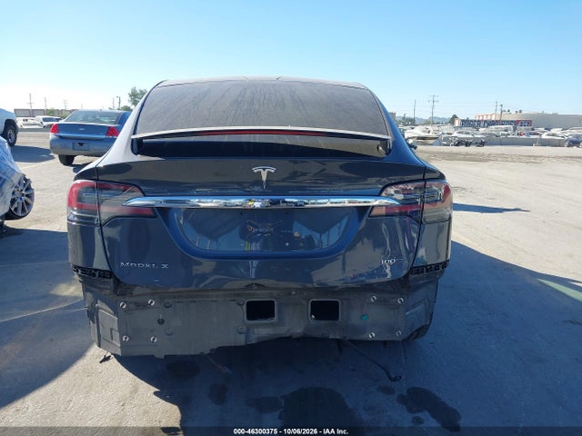 Tesla Model X 100d/75d/90d 2017 5YJXCBE29HF078382 Image 17