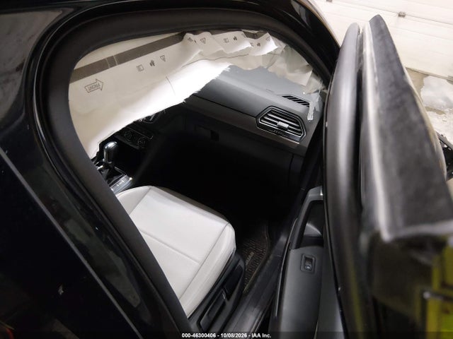 2019 Volkswagen Tiguan 2.0t Se/2.0t Sel/2.0t Sel R-line/2.0t Sel R-line Black მანქანა იყიდება აუქციონზე, vin: 3VV2B7AXXKM072171, აუქციონის ნომერი: 46300406