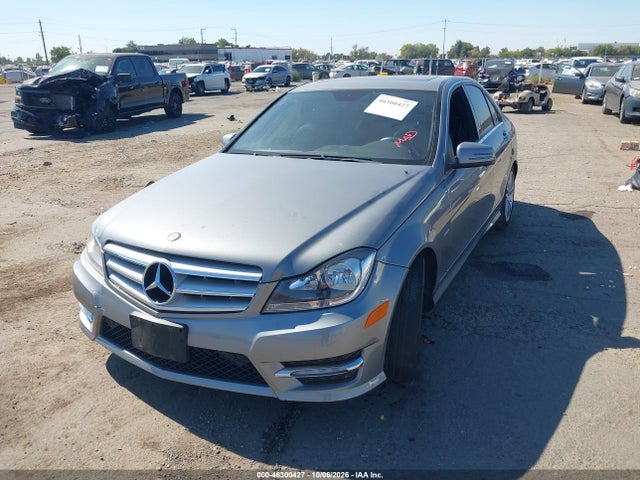 46300427 :رقم المزاد ، WDDGF4HB7CA644738 vin ، 2012 Mercedes-benz C 250 Luxury/sport مزاد بيع