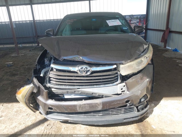 46300437 :رقم المزاد ، 5TDZKRFH6ES011592 vin ، 2014 Toyota Highlander Le Plus V6 مزاد بيع