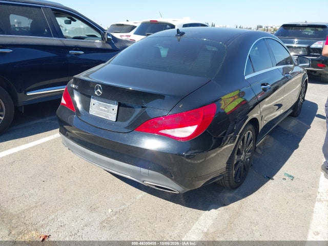 WDDSJ4EB5JN679216 Mercedes-Benz CLA 250
