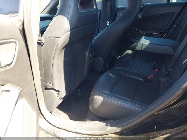 WDDSJ4EB5JN679216 Mercedes-Benz CLA 250